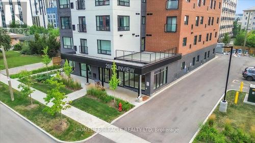 205 - 269 Sunview Street, Waterloo, ON - Outdoor