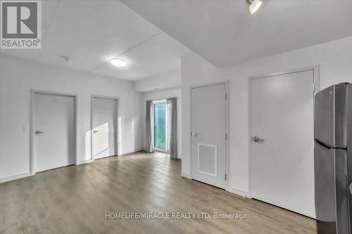 205 - 269 Sunview Street, Waterloo, ON - Indoor Photo Showing Other Room