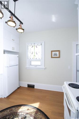671 2Nd Street E, Shaunavon, SK - Indoor Photo Showing Kitchen