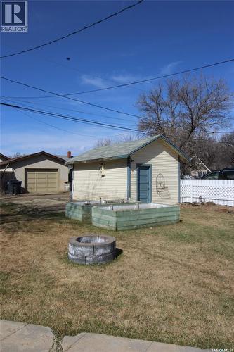 671 2Nd Street E, Shaunavon, SK - Outdoor
