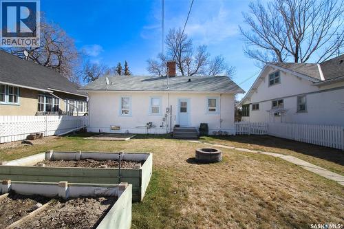 671 2Nd Street E, Shaunavon, SK - Outdoor