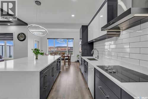 144 Forsey Avenue, Saskatoon, SK - Indoor Photo Showing Kitchen With Double Sink With Upgraded Kitchen