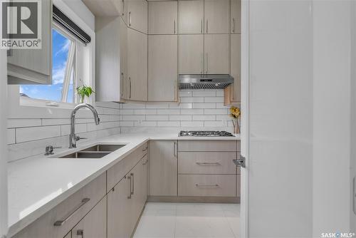 144 Forsey Avenue, Saskatoon, SK - Indoor Photo Showing Kitchen With Double Sink With Upgraded Kitchen