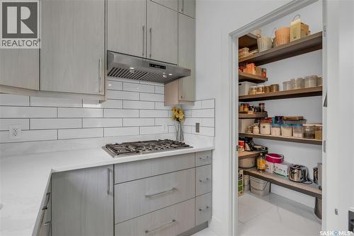 144 Forsey Avenue, Saskatoon, SK - Indoor Photo Showing Kitchen