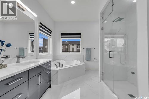 144 Forsey Avenue, Saskatoon, SK - Indoor Photo Showing Bathroom