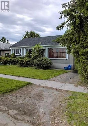 887 Philip Street, Peterborough, ON - Outdoor