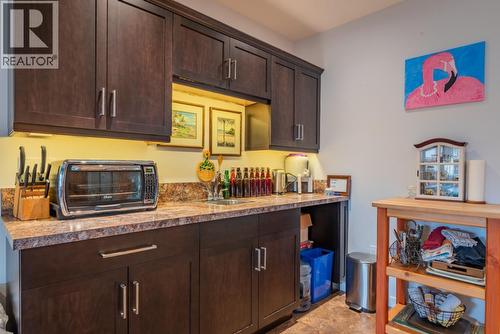 7150 Devito Drive, Trail, BC - Indoor