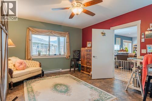 7150 Devito Drive, Trail, BC - Indoor Photo Showing Bedroom