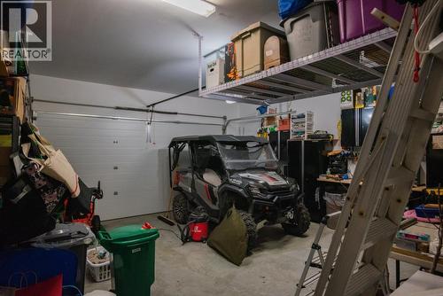 7150 Devito Drive, Trail, BC - Indoor Photo Showing Garage
