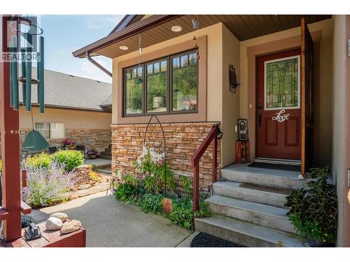 7150 Devito Drive, Trail, BC - Outdoor