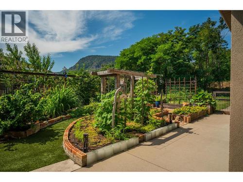 7150 Devito Drive, Trail, BC - Outdoor