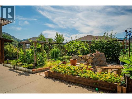 7150 Devito Drive, Trail, BC - Outdoor