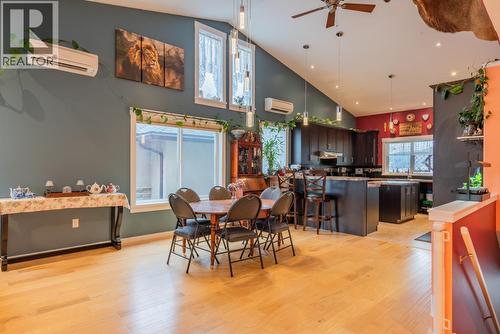 7150 Devito Drive, Trail, BC - Indoor Photo Showing Dining Room