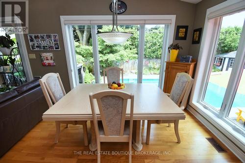 Dining area featuring plenty of natural light - 4131 Lorraine Crescent, Burlington, ON - Indoor Photo Showing Dining Room