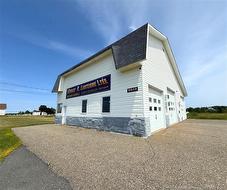 8048 Route 313  Petite-Rivière-De-I'Lle, NB E8T 1W1