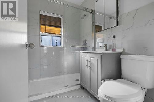 1 Studley Street, Mississauga, ON - Indoor Photo Showing Bathroom