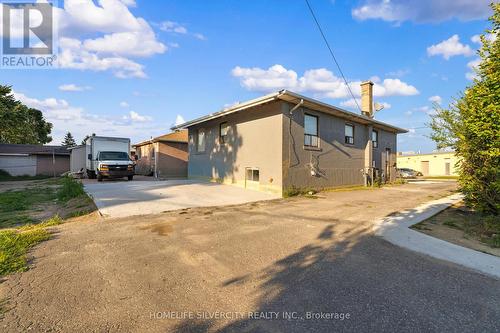 1 Studley Street, Mississauga, ON - Outdoor