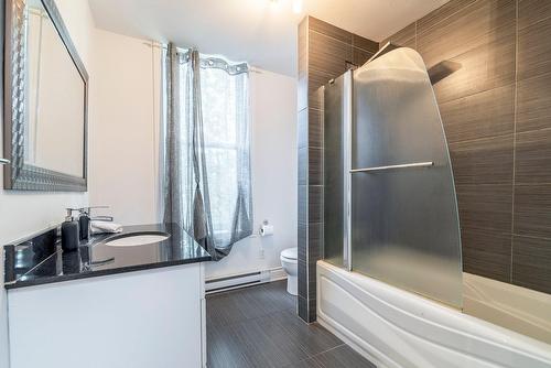 Bathroom - 1580 Rue De Champlain, Montréal (Ville-Marie), QC - Indoor Photo Showing Bathroom