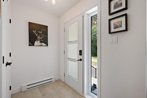 Exterior entrance - 127 Allée De La Sérénité, Mont-Tremblant, QC - Indoor Photo Showing Other Room