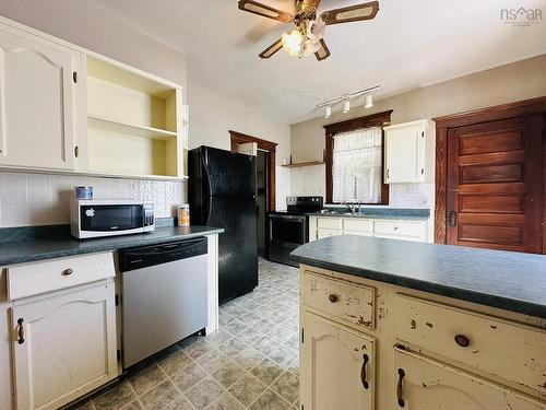 12 Fairview Avenue, Stellarton, NS 