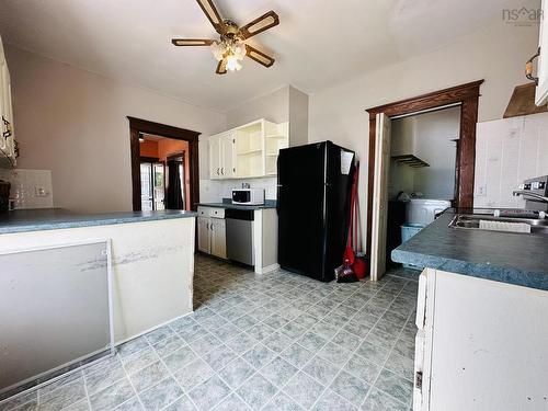 12 Fairview Avenue, Stellarton, NS 