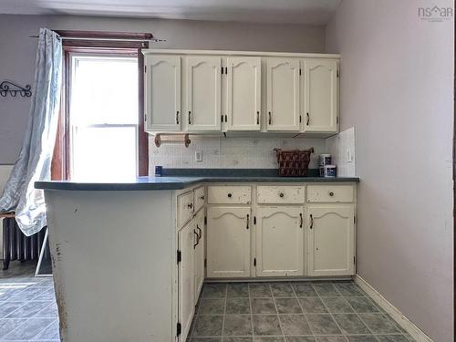 12 Fairview Avenue, Stellarton, NS 