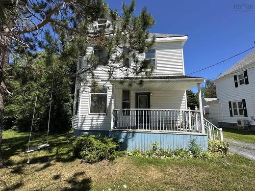 12 Fairview Avenue, Stellarton, NS 