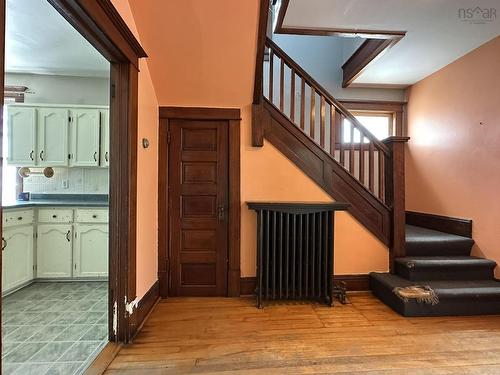 12 Fairview Avenue, Stellarton, NS 