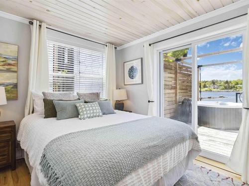 6 693 Masons Beach Road, First South, NS 