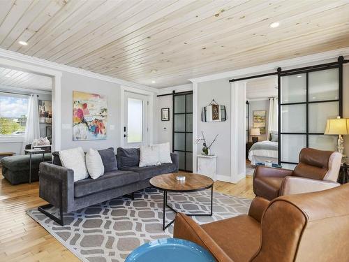 6 693 Masons Beach Road, First South, NS 