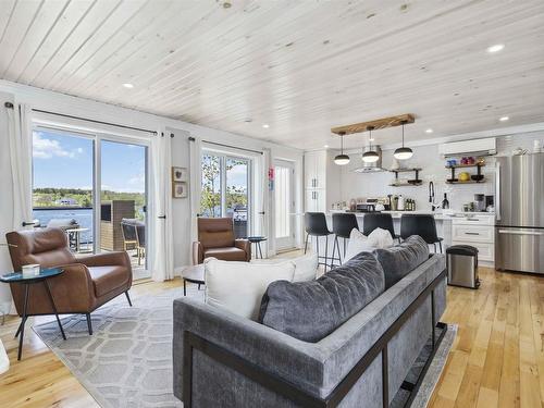 6 693 Masons Beach Road, First South, NS 