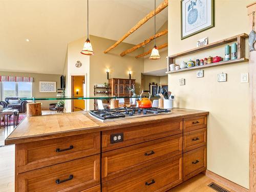 199 Aarons Way, Fergusons Cove, NS 