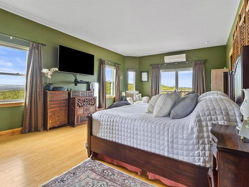 199 Aarons Way, Fergusons Cove, NS 