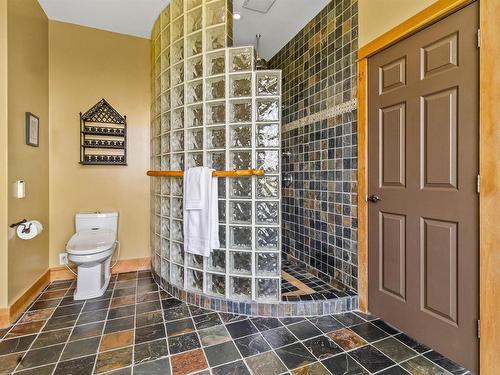 199 Aarons Way, Fergusons Cove, NS 