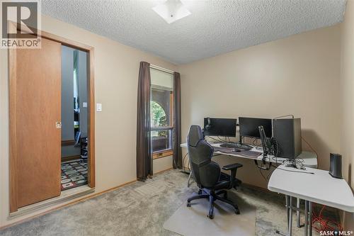 10 Selkirk Crescent, Regina, SK - Indoor Photo Showing Office