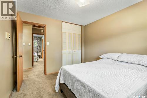10 Selkirk Crescent, Regina, SK - Indoor Photo Showing Bedroom