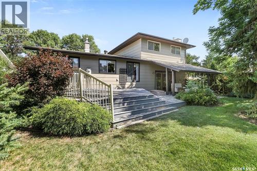 10 Selkirk Crescent, Regina, SK - Outdoor With Deck Patio Veranda