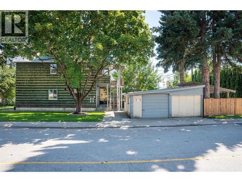 503 Third Street E, Revelstoke, BC - Outdoor