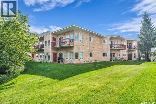 A2 532 River Street E, Prince Albert, SK - Outdoor