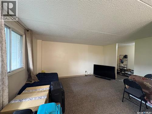 11 35 Centennial Street, Regina, SK - Indoor