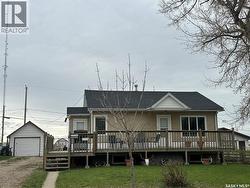 102 9th AVENUE SE  Weyburn, SK S4H 1Z7