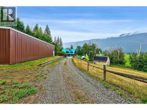 601 Yellowhead Highway S, Mclure, BC - Outdoor