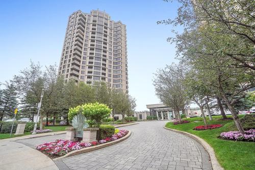 807-300 Av. des Sommets  Montréal (Verdun/Île-Des-Soeurs), QC H3E 2B7