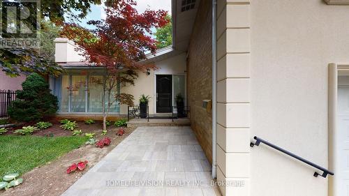 12 Flaremore Crescent, Toronto, ON - Outdoor