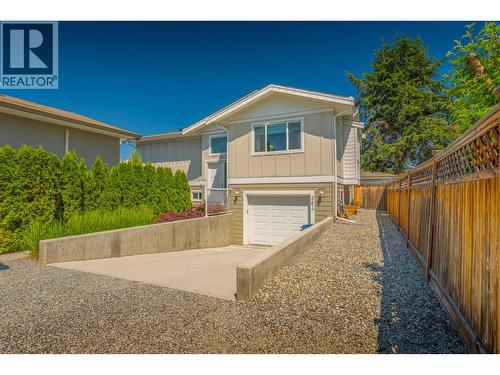 384 Hardie Road, Kelowna, BC - Outdoor