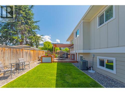 384 Hardie Road, Kelowna, BC - Outdoor With Exterior