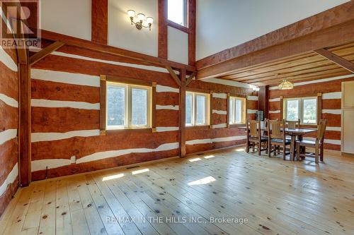 6 Shell Crescent, Mono, ON - Indoor