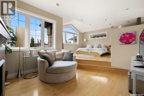 6110 Wascana Court, Regina, SK - Indoor