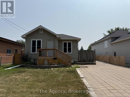 135 ST GEORGE STREET  Welland (Broadway), ON L3C 5N7