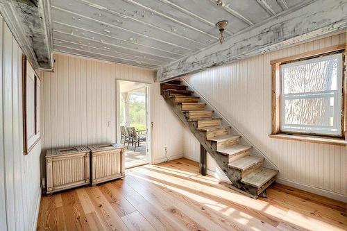 Boudoir - 96 Ch. De La Chapelle, Saint-Sulpice, QC 